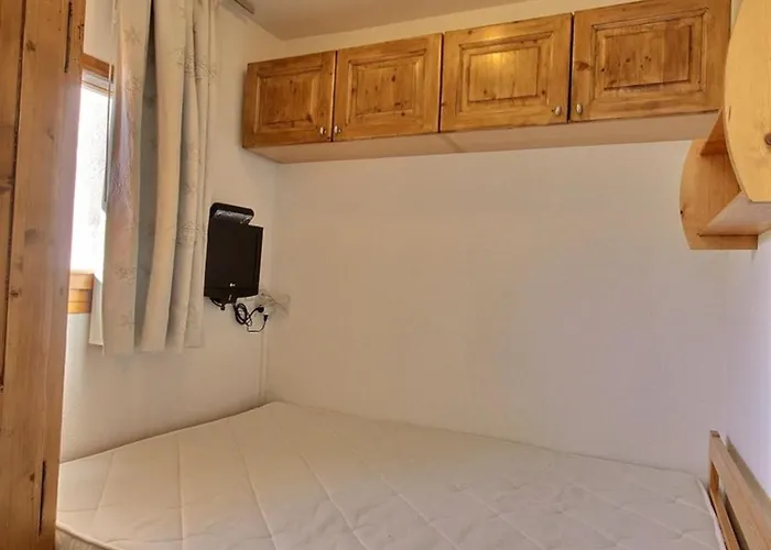 Appartement Renove Pour 4 Au Pied Des Pistes Avec Balcon - Fr-1-455-127