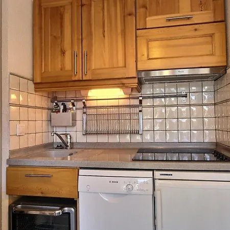 Renove Pour 4 Au Pied Des Pistes Avec Balcon - Fr-1-455-127 La Plagne