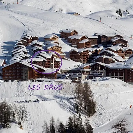 Renove Pour 4 Au Pied Des Pistes Avec Balcon - Fr-1-455-127 Apartment