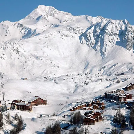 Renove Pour 4 Au Pied Des Pistes Avec Balcon - Fr-1-455-127 Apartment