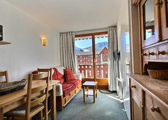 Apartment Renove Pour 4 Au Pied Des Pistes Avec Balcon - Fr-1-455-127 *